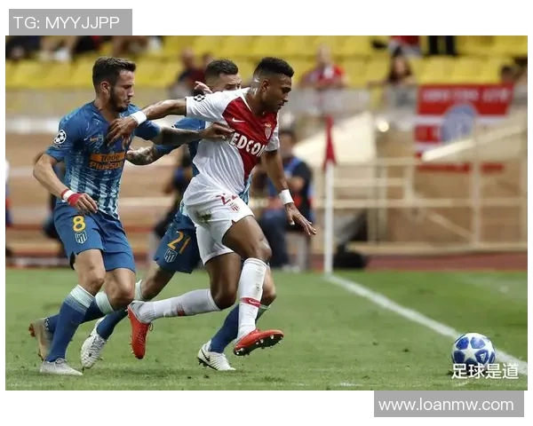 巴黎圣日耳曼队主场大胜摩纳哥，夺得法甲冠军！