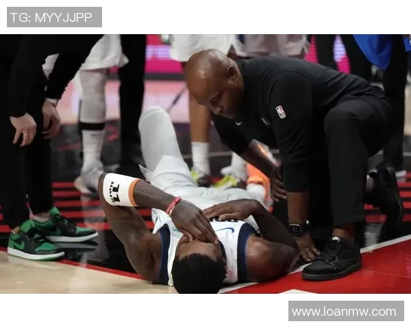 广东队重要一员奥贝克帕伤势不轻,球迷担忧连连 广东队重要一员奥贝克帕伤势不轻,球迷担忧连连